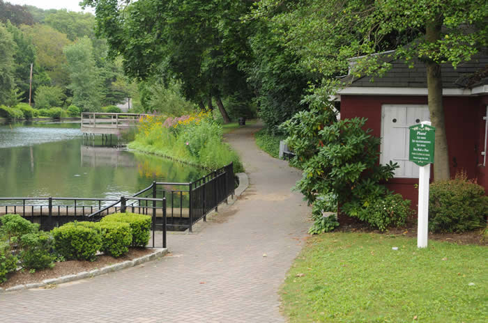 Baxter's Pond/Barbara Johnson Park and Preserve