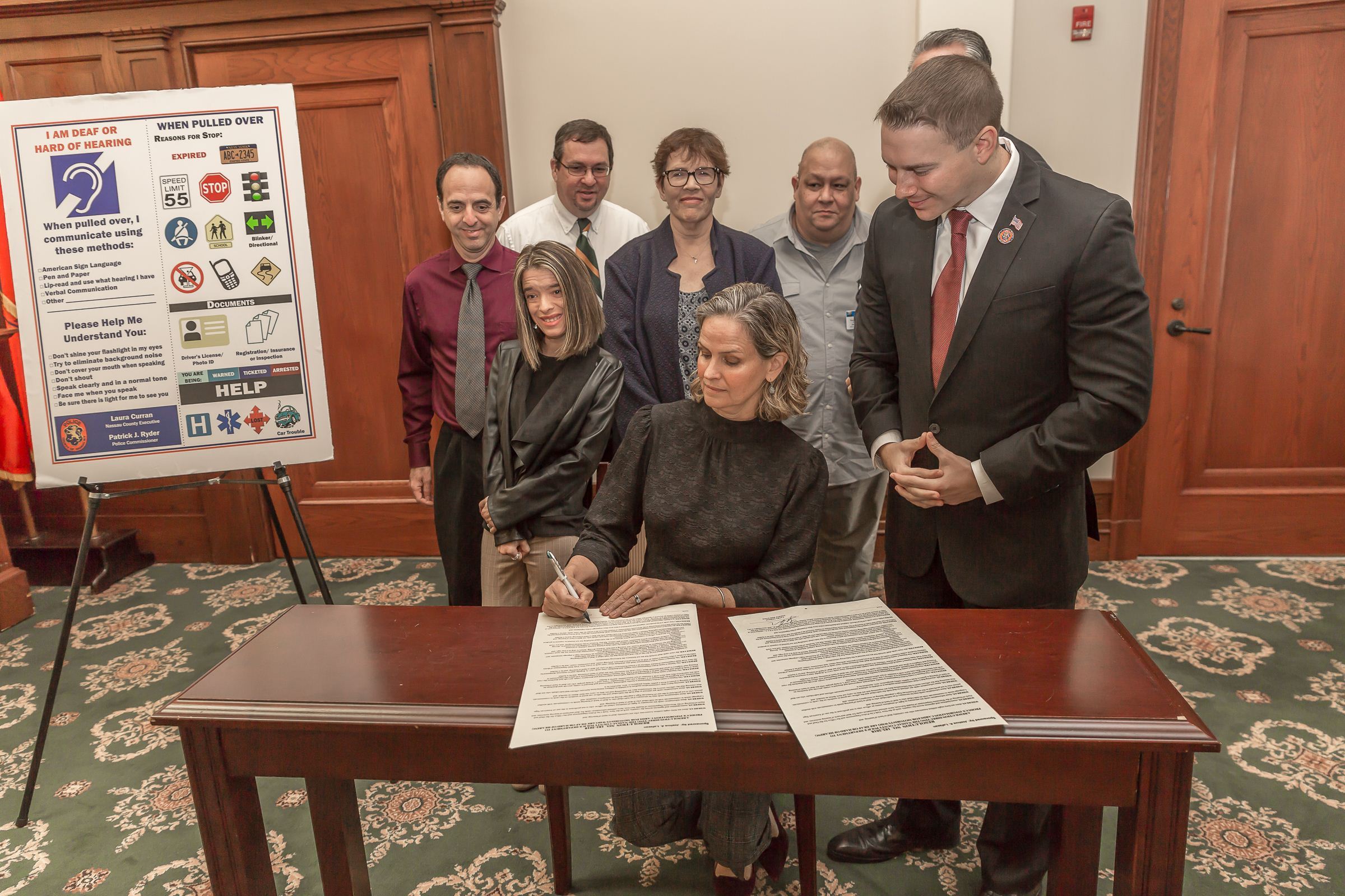 CURRAN SIGNS LEGISLATION TO ASSIST DRIVERS WITH HEARING IMPAIRMENTS 2