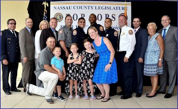 LEGISLATOR GAYLOR HONORS TOP COPS
