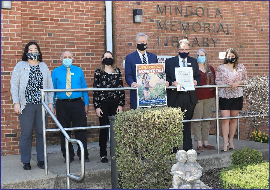 PRESIDING OFFICER NICOLELLO HONORS LIBRARY WORKERS FOR NATIONAL LIBRARY WEEK