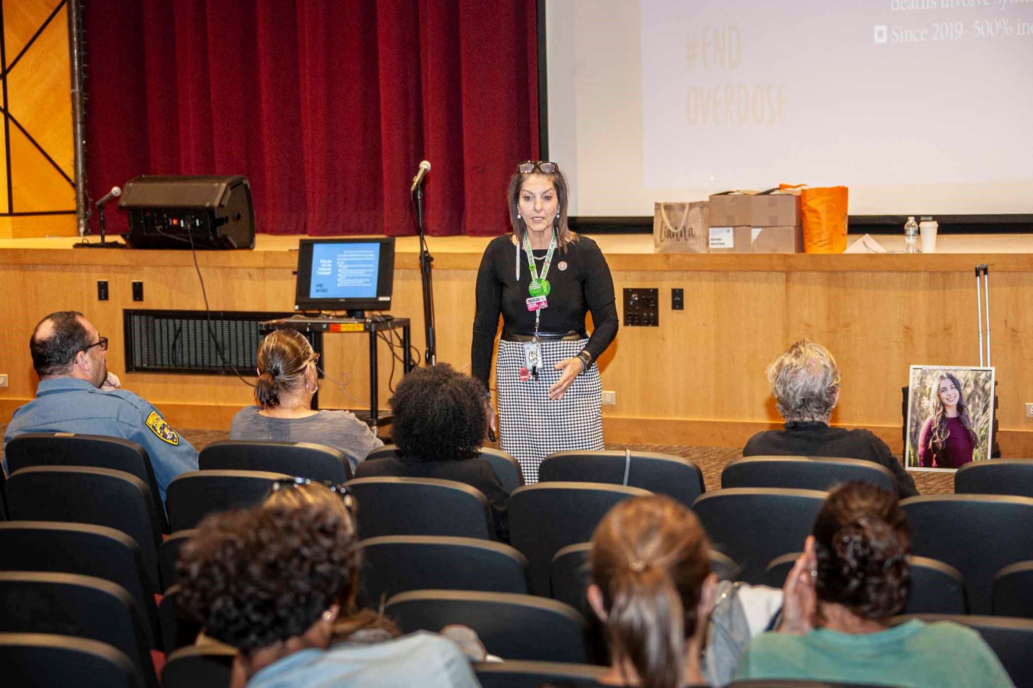 Delia - Glen Cove Narcan - 3