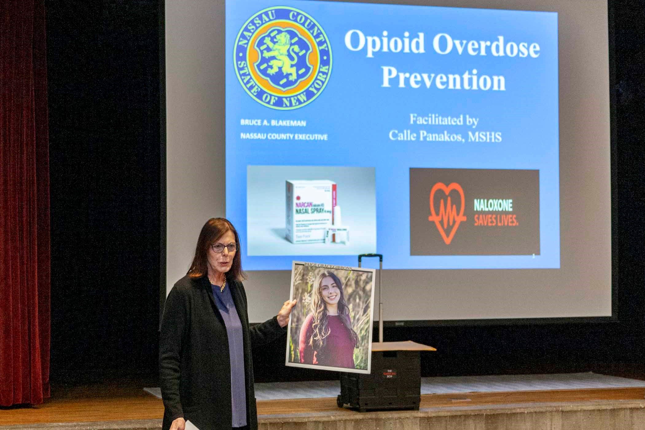 DeRiggi-Whitton - Port Washington Narcan 2