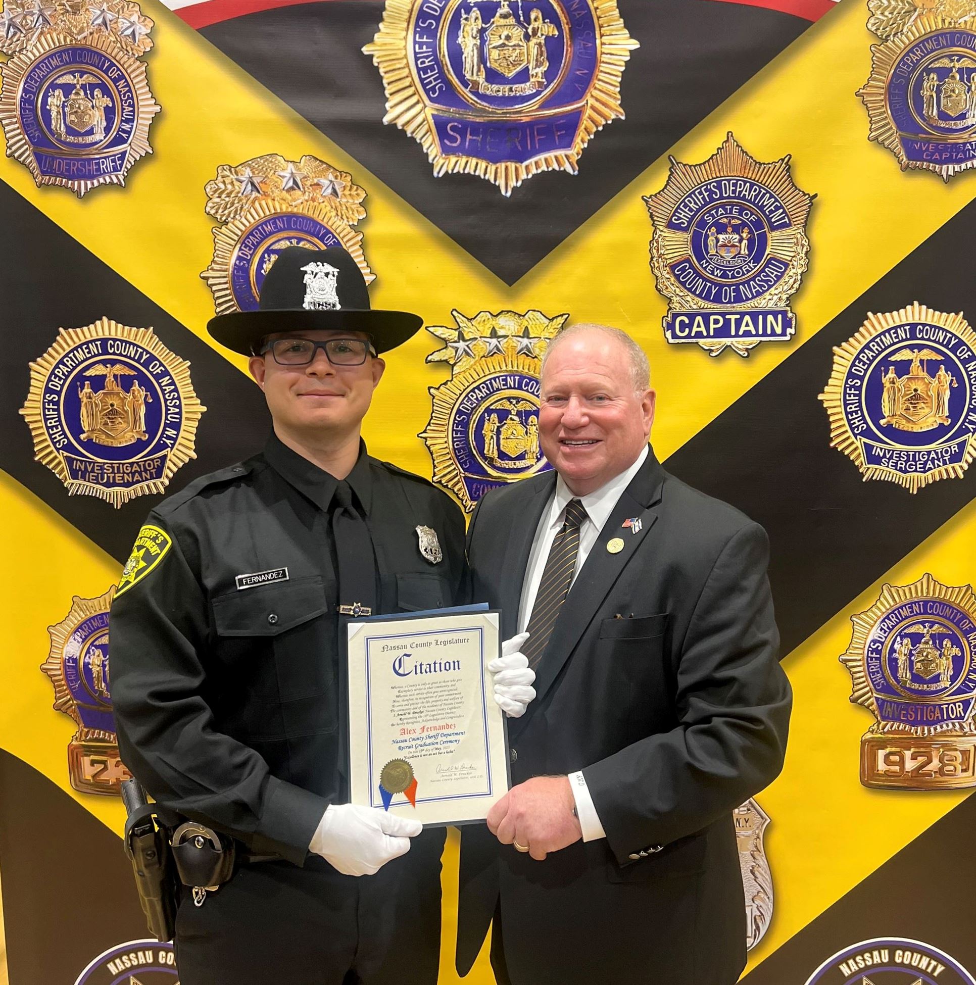 Drucker - Corrections Graduation - Alex Fernandez