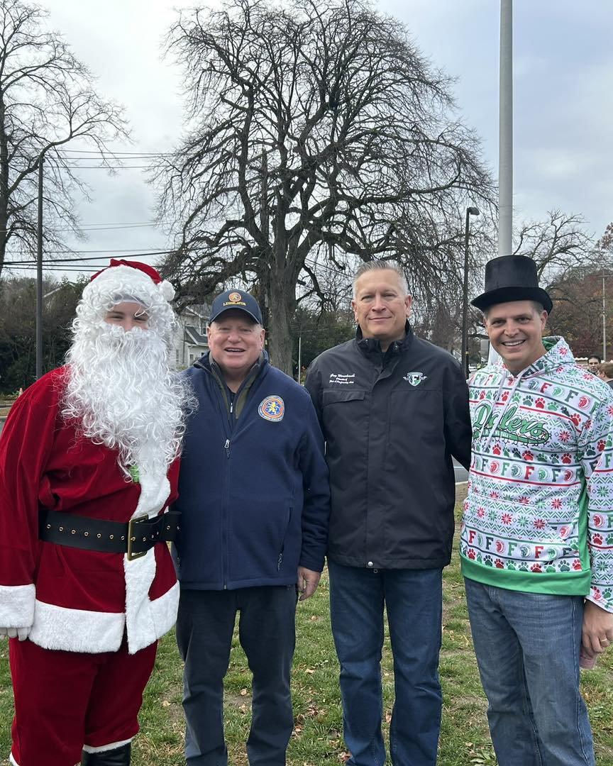 Drucker - Farmingdale Holiday Parade - 3