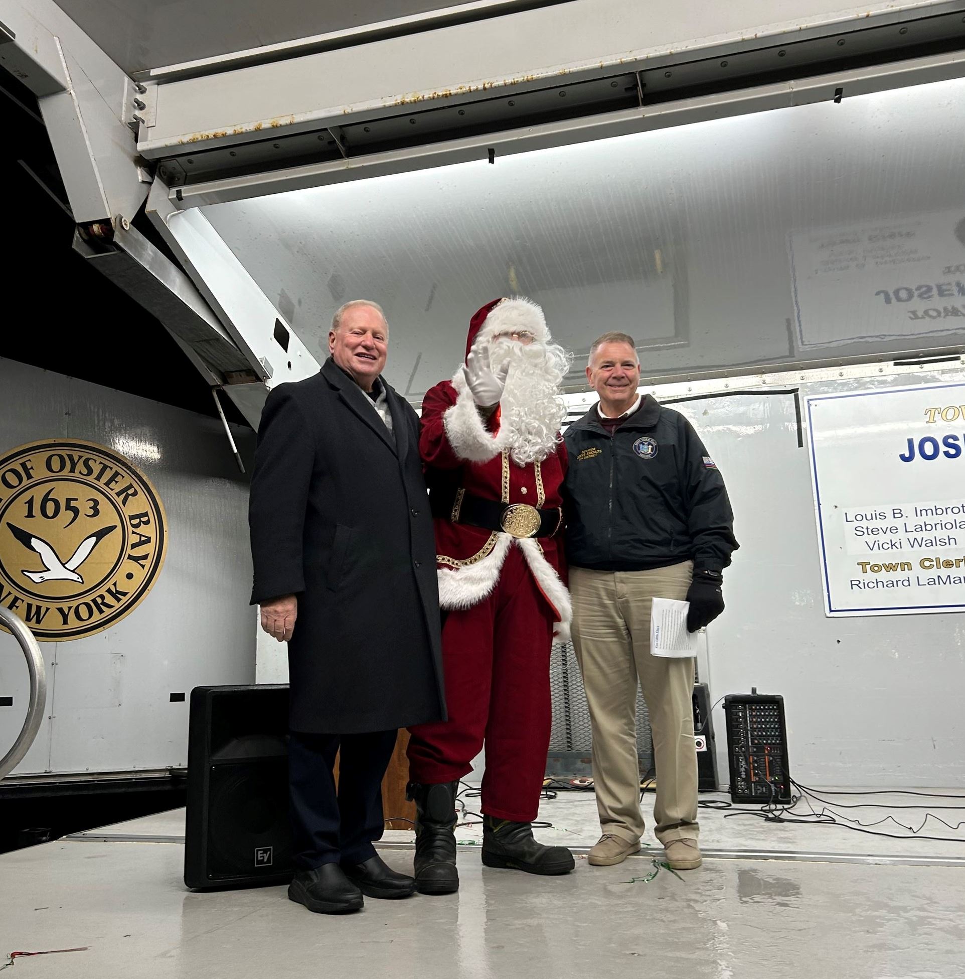 Drucker - Good Shepherd Christmas 2025 - 1