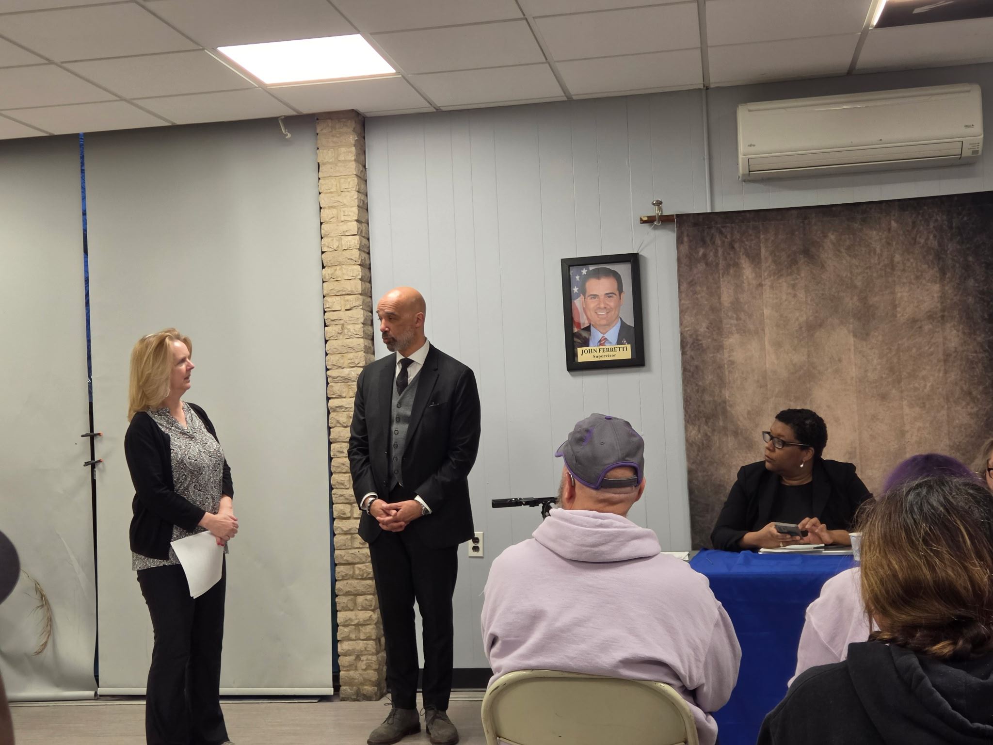 Davis and Mule -  Baldwin Civic Meeting - 2