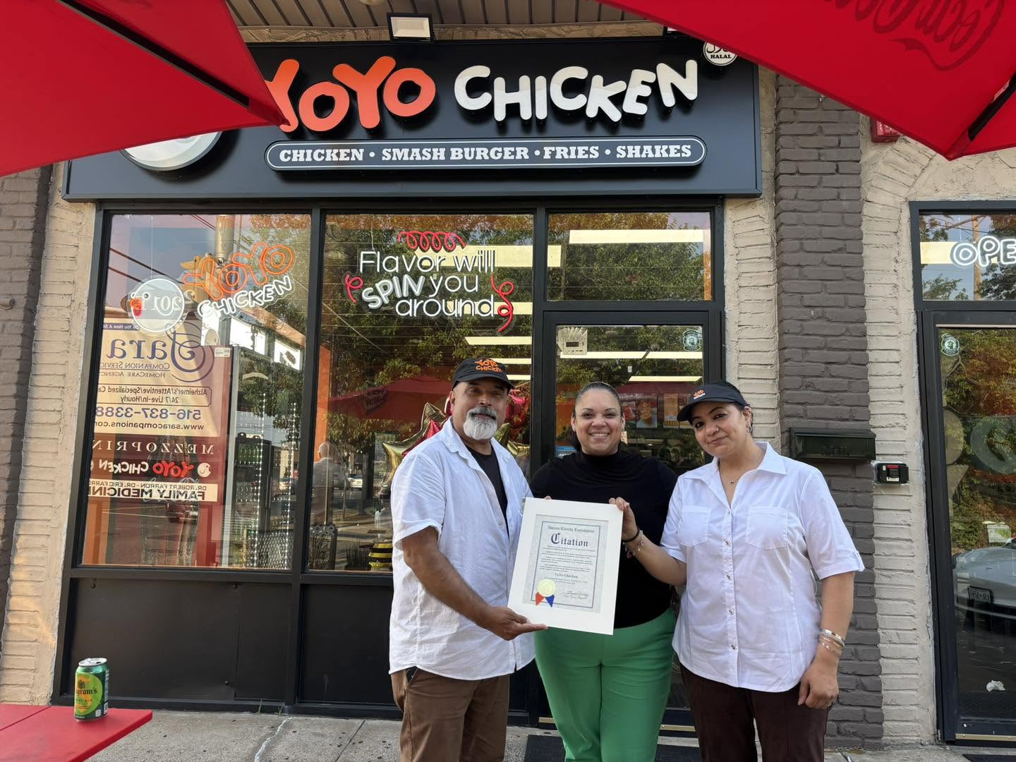 Nuz - YoYo Chicken - 1