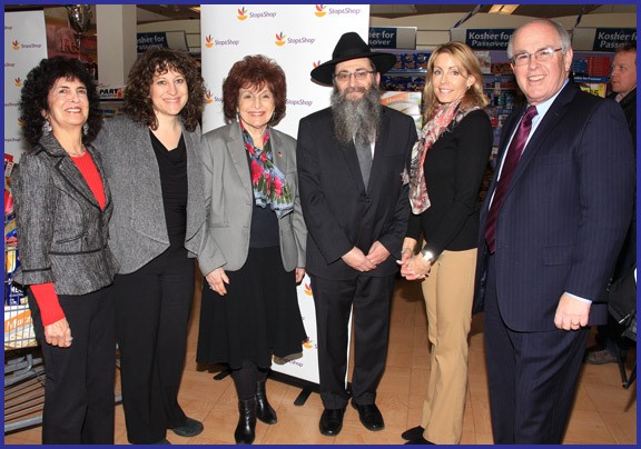 Nassau County Presiding Officer Norma Gonsalves joined with Legislator Laura Schaefer, Stop and Shop Supermarket Co., students from Long Island Lutheran Middle School and the Solomon Schechter School,