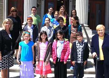 Legislator Judy Jacobs Welcomes Students